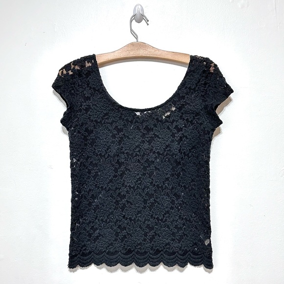 Pins & Needles Black Scoop Neck Lace Back Keyhole Ribbon Size Small - Picture 1 of 8